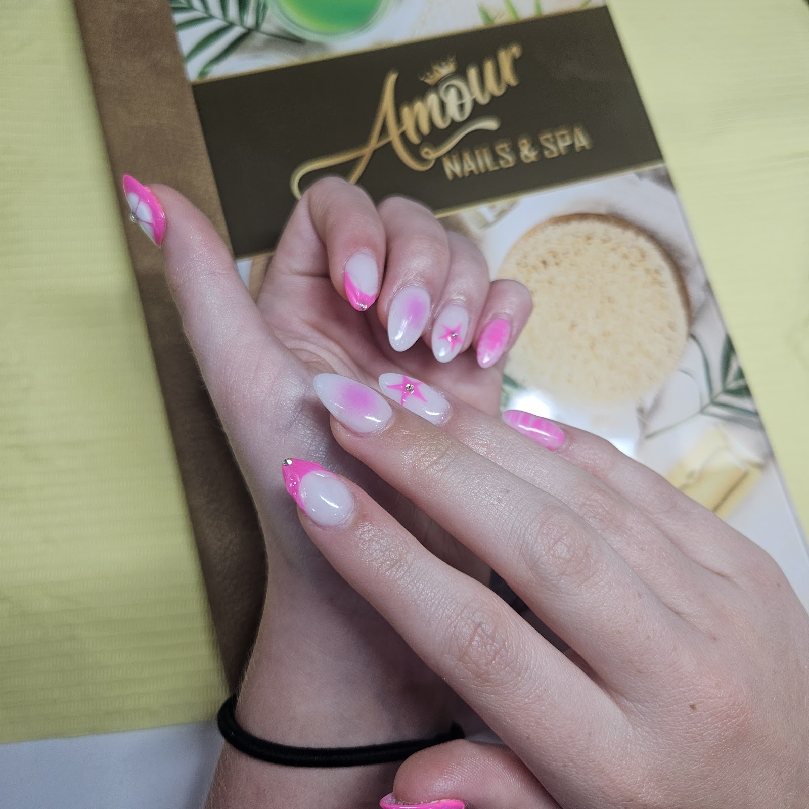 Amour Nails & Spa nail photo 6